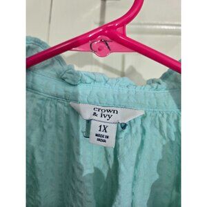Crown & Ivy 1X Womens Aqua Short Sleeve Button Front Textured Cotton Blouse